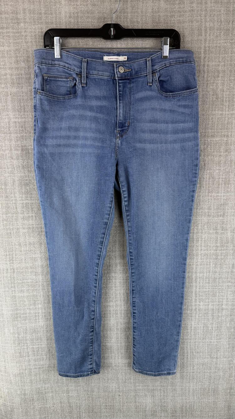 Levi's Jeans Womens 32 Blue Light Wash Slimming Skinny Stretch Pockets